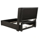 Leandro Wingback Bed